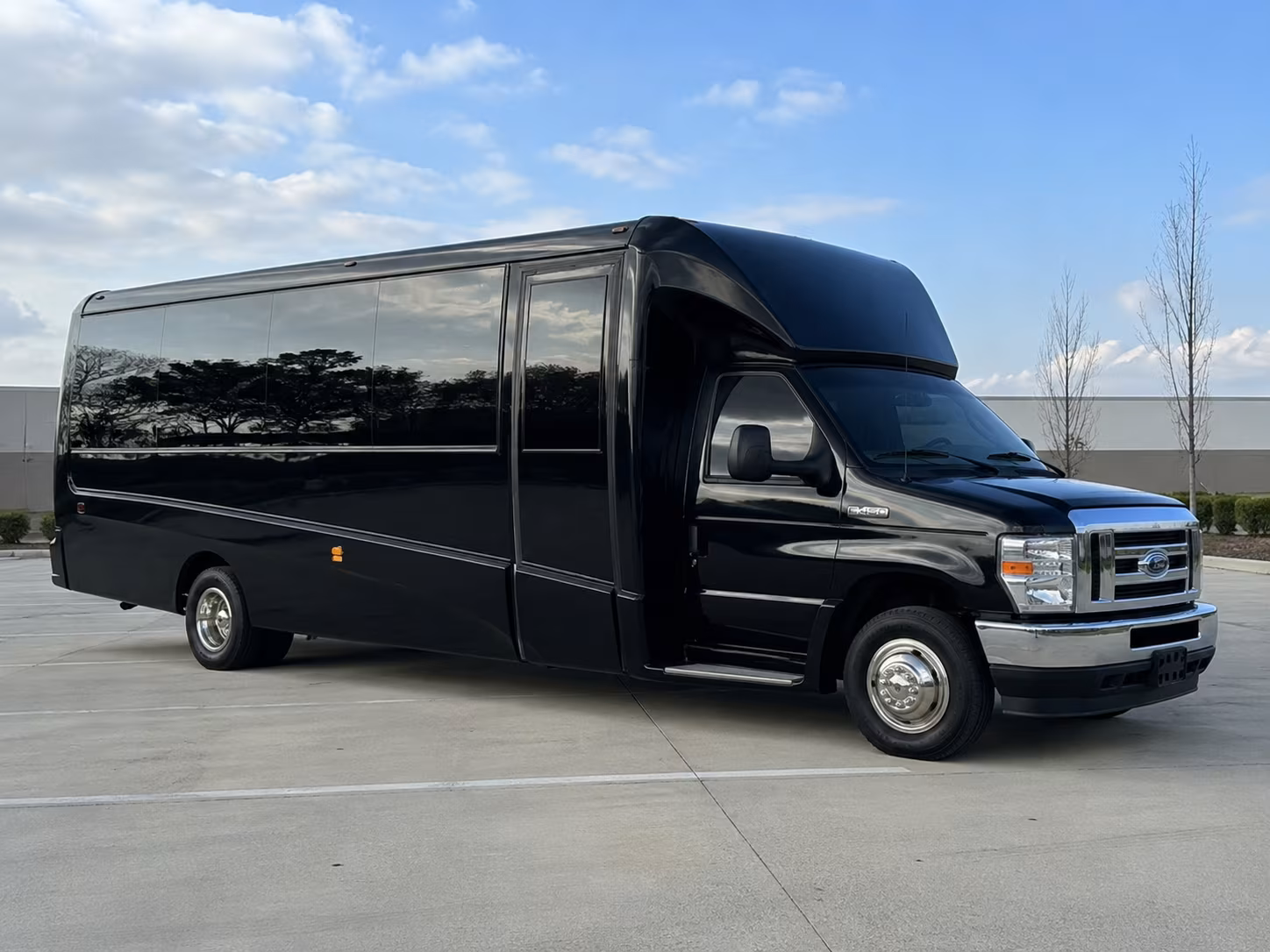 santa ana parking shuttle and park and ride bus rentals